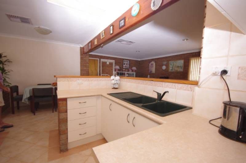 11 Romaro Court, KOONDOOLA WA 6064, Koondoola - Thumbnail 5