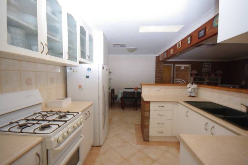 11 Romaro Court, KOONDOOLA WA 6064, Koondoola - Thumbnail 6
