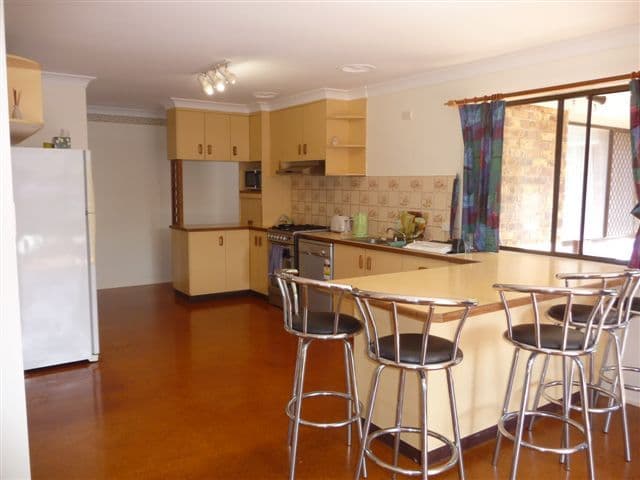  13 Talinga Street, MOUNT LOFTY QLD 4350, Mount Lofty - Thumbnail 2