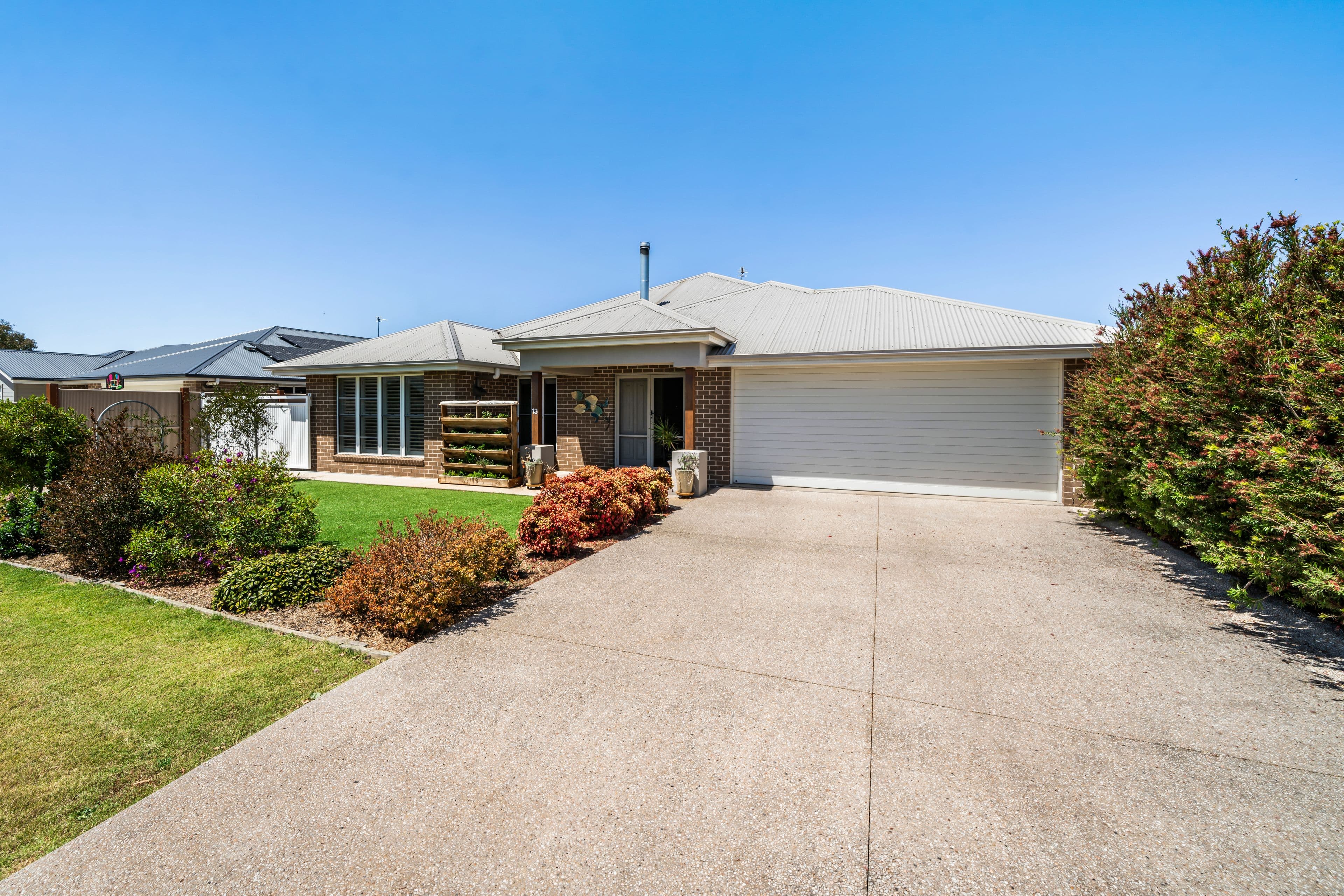 13 Woodhurst Court, Pittsworth QLD 4356, Pittsworth - Thumbnail 2