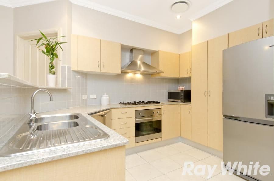 11 Harrington Avenue, CASTLE HILL NSW 2154, Castle Hill - Thumbnail 3