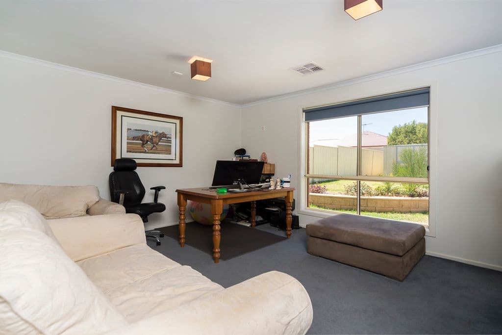 6 Semmens Crescent, Freeling SA 5372, Freeling - Thumbnail 2