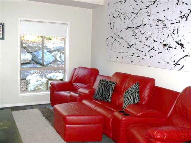 4 Carmarthen Circuit, PACIFIC PINES QLD 4211, Pacific Pines - Thumbnail 4