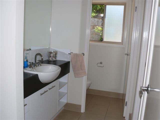 4 Carmarthen Circuit, PACIFIC PINES QLD 4211, Pacific Pines - Thumbnail 6