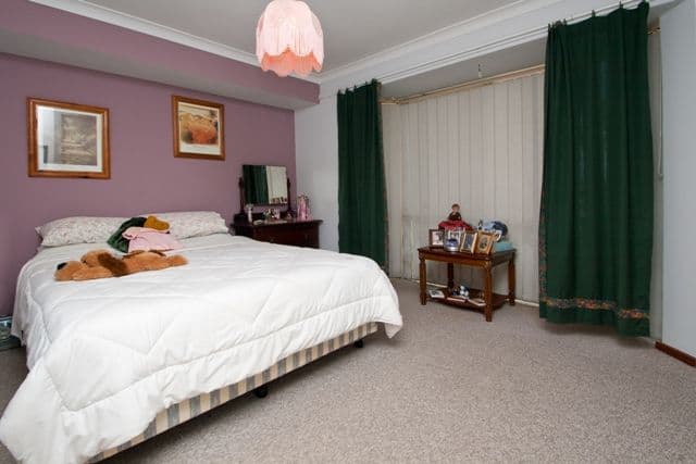 5 Tucuma Court, WARNBRO WA 6169, Warnbro - Thumbnail 2