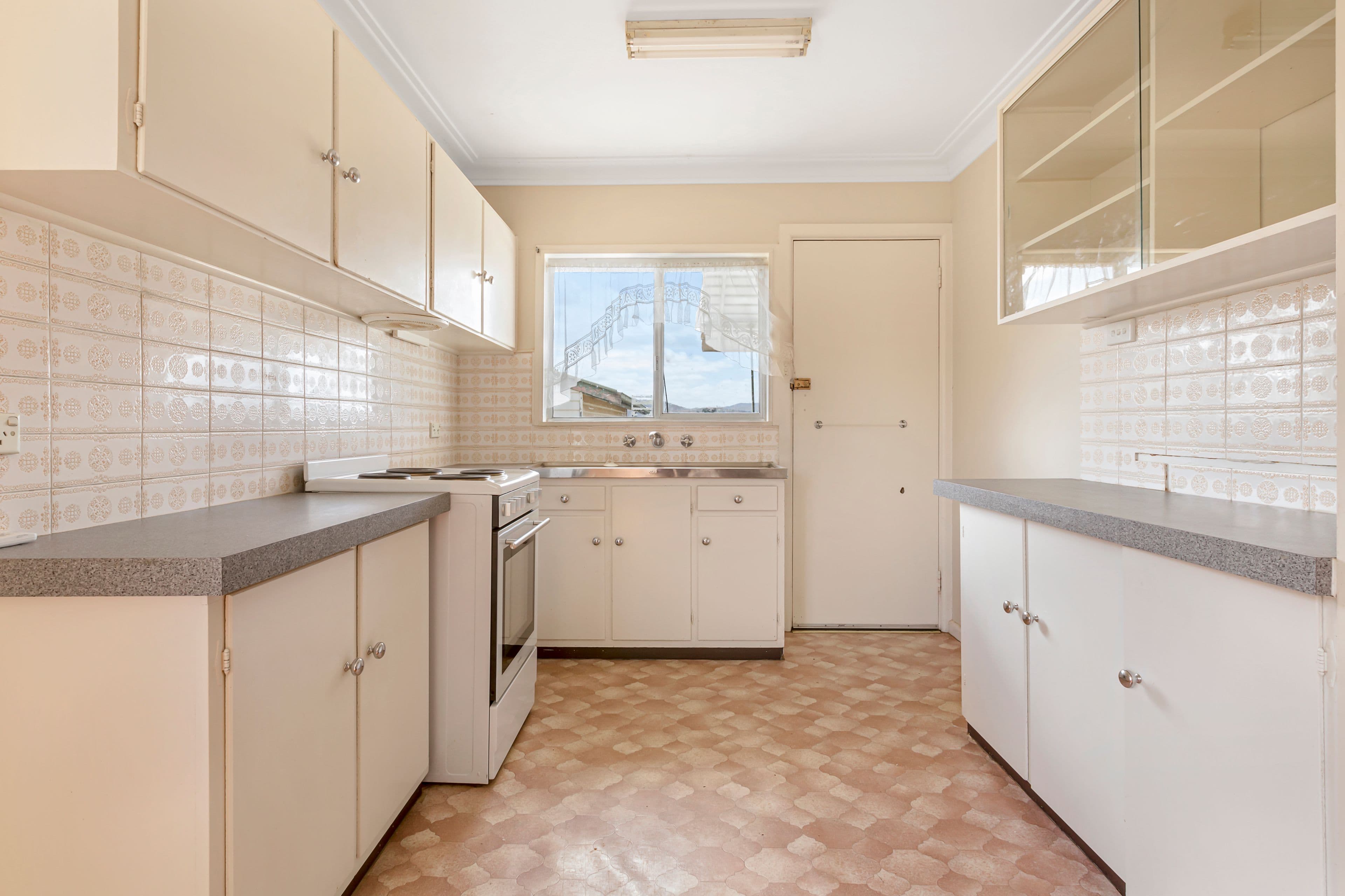27 Kurrawan Street, Tamworth NSW 2340, Tamworth - Thumbnail 2