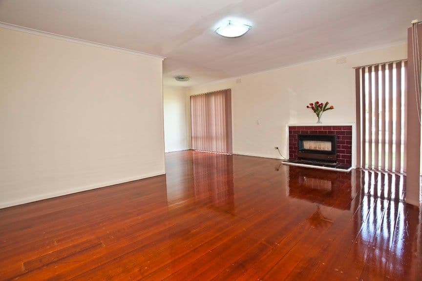 37 Johnson Drive, GLEN WAVERLEY VIC 3150, Glen Waverley - Thumbnail 3