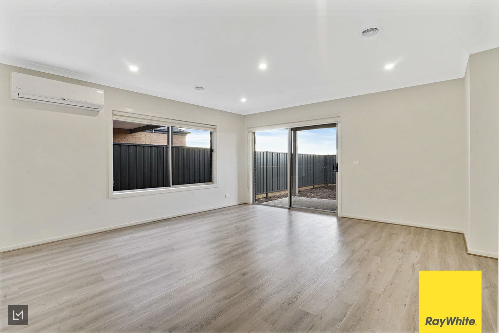 8 Abbeygate Drive, Werribee VIC 3030, Werribee - Thumbnail 8