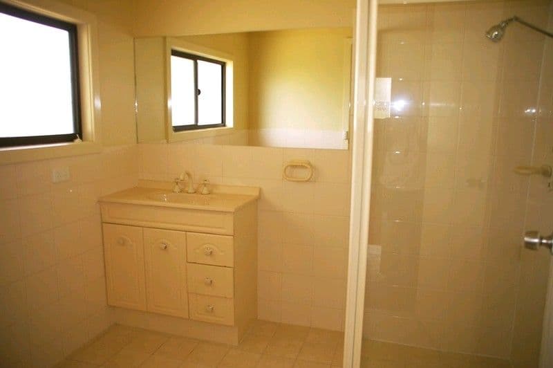 1 Kokoda Avenue, RENMARK SA 5341, Renmark - Thumbnail 5