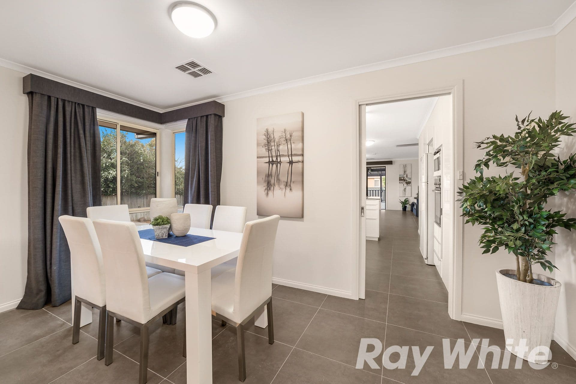 23 Linda Crescent, Ferntree Gully VIC 3156, Ferntree Gully - Thumbnail 4