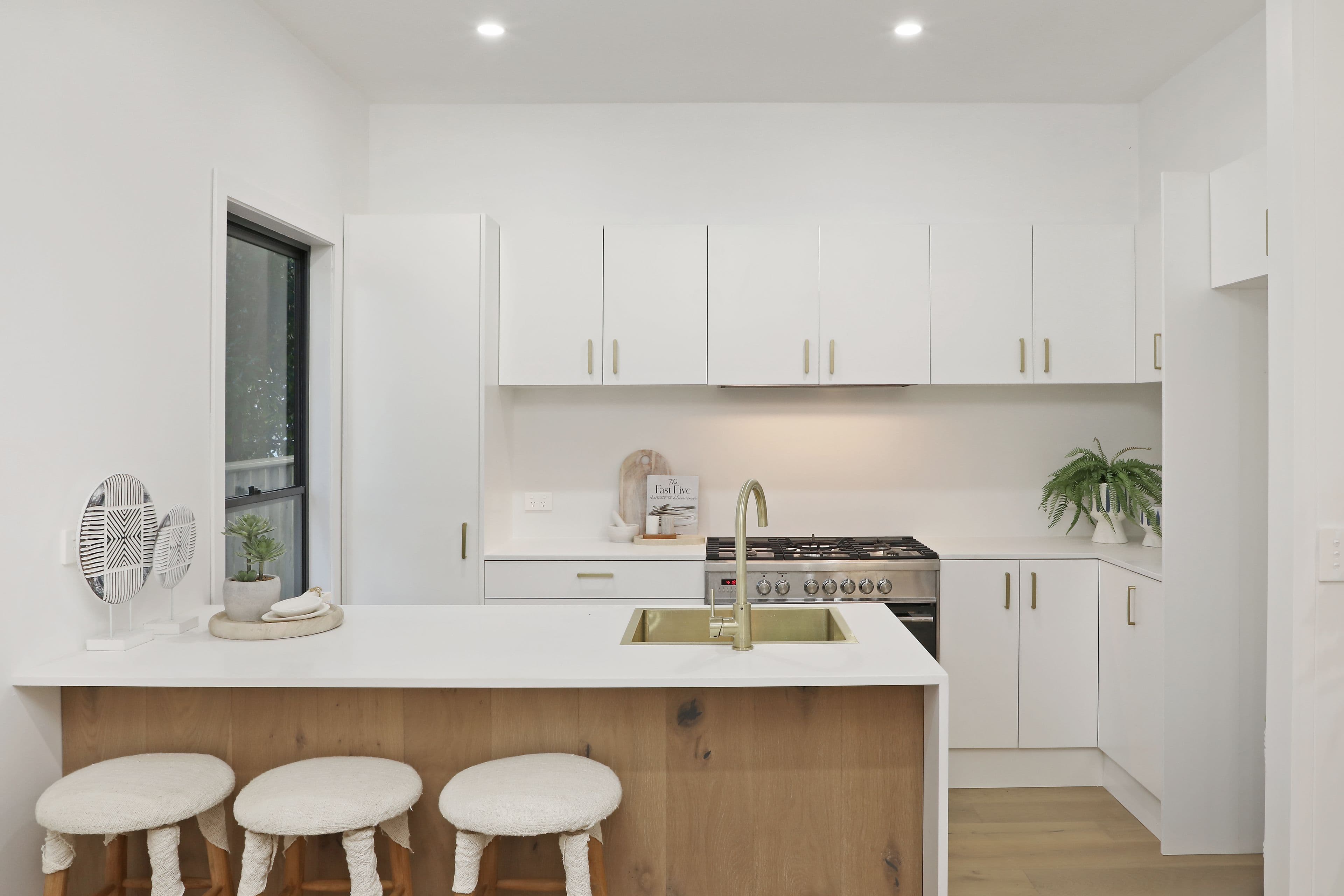 53 Davis Avenue, Davistown NSW 2251, Davistown - Thumbnail 4