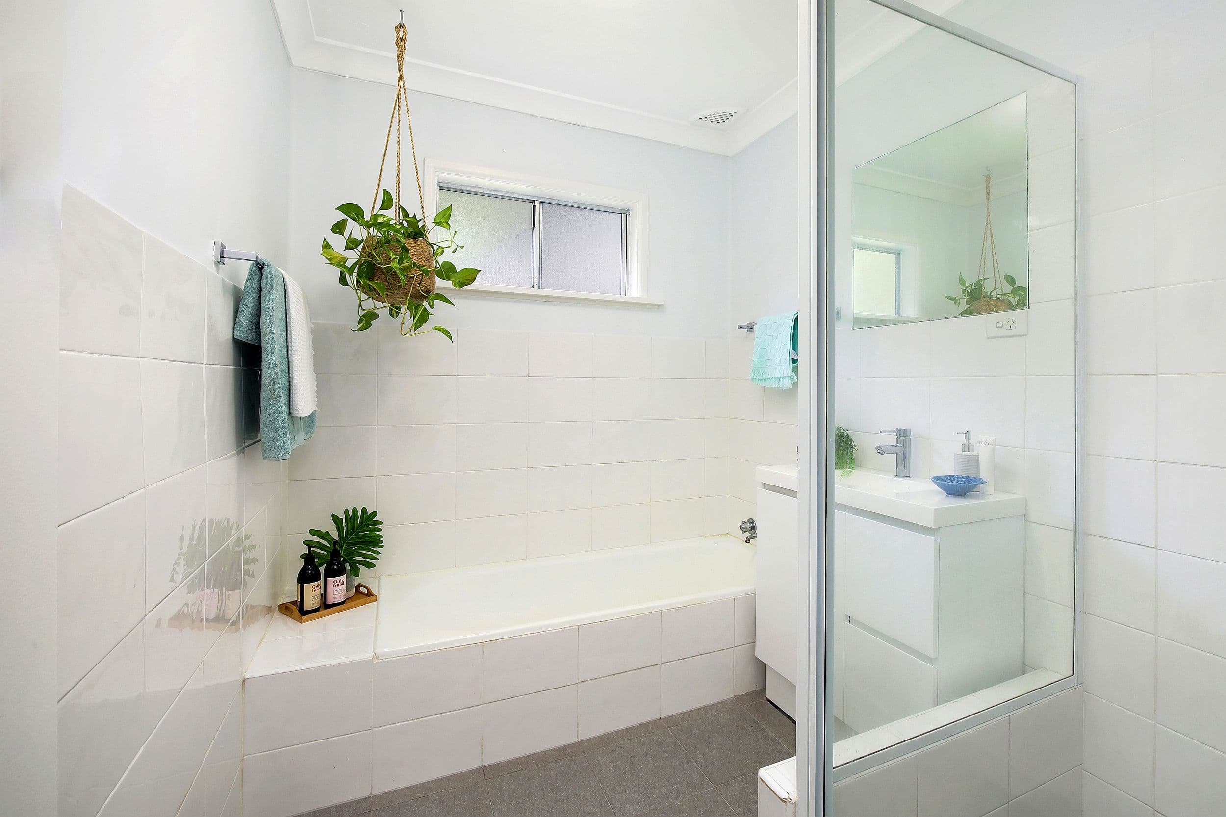 8 Empire Bay Drive, Daleys Point NSW 2257, Daleys Point - Thumbnail 5
