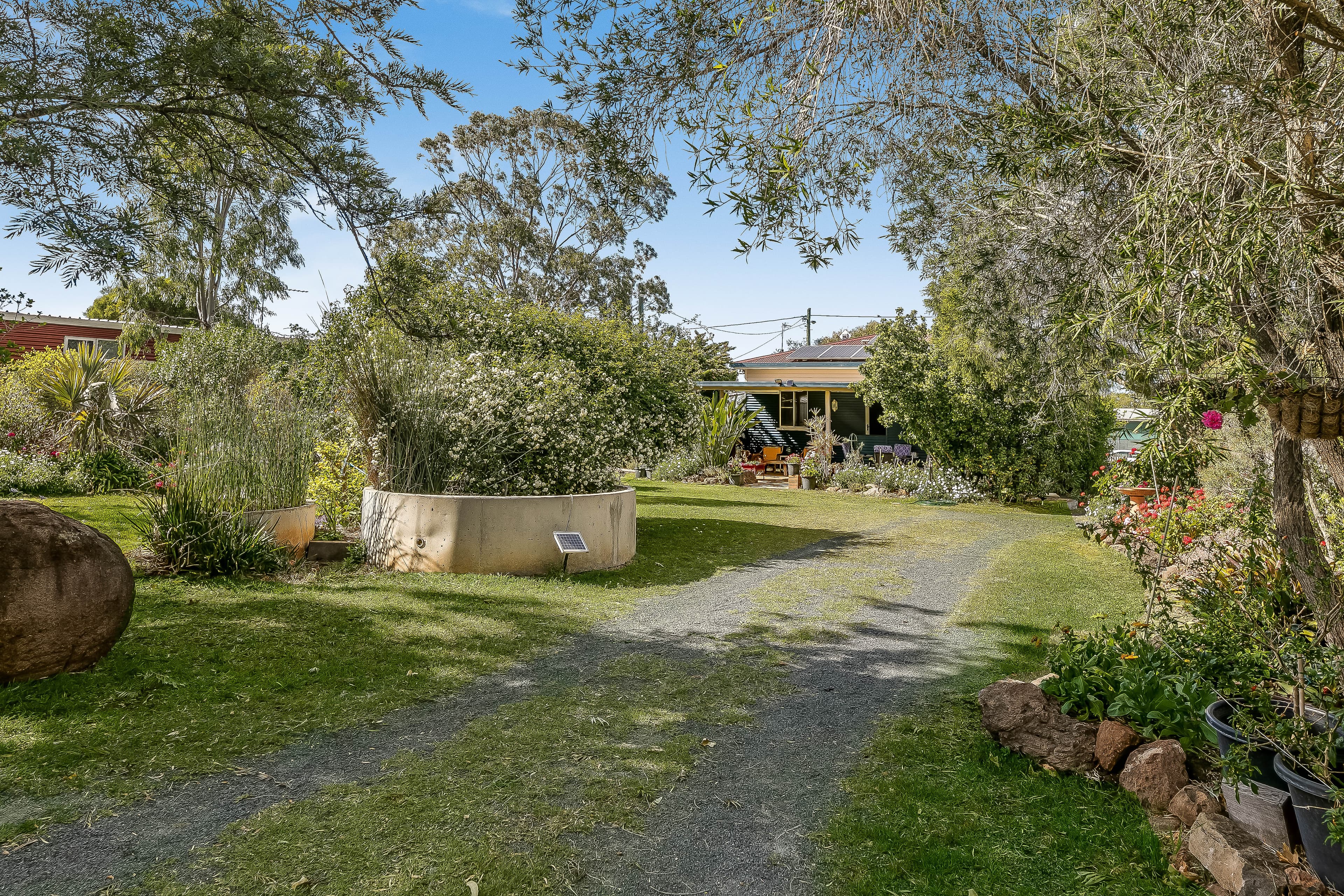 9 Sterling Street, Southbrook QLD 4363, Southbrook - Thumbnail 2