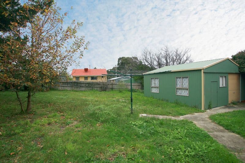 3 Blossom Drive, DOVETON VIC 3177, Doveton - Thumbnail 4