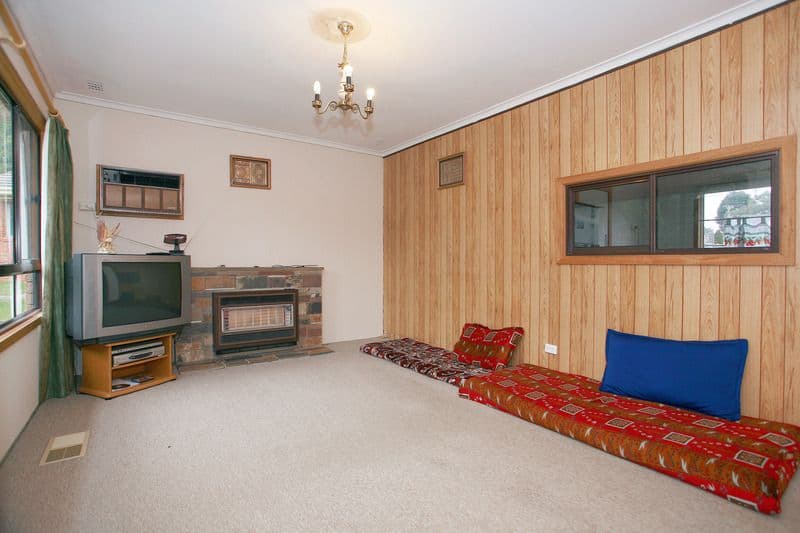 3 Blossom Drive, DOVETON VIC 3177, Doveton - Thumbnail 6