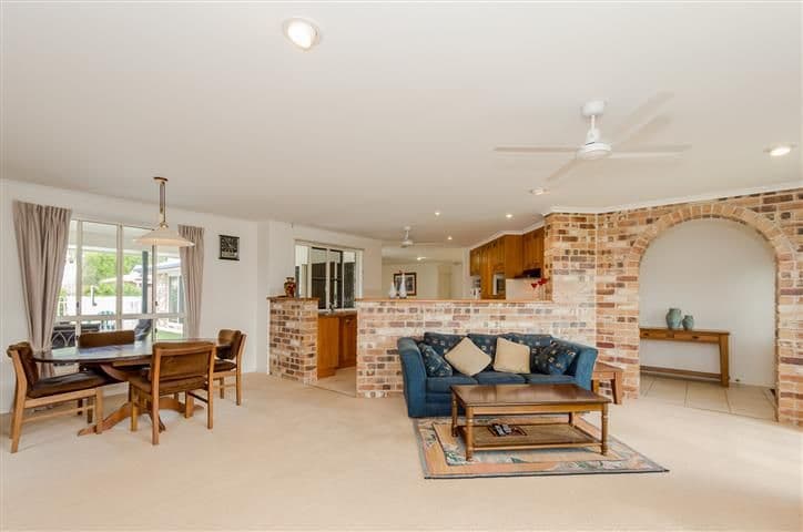 5 Buckingham Court, Telina QLD 4680, Telina - Thumbnail 3