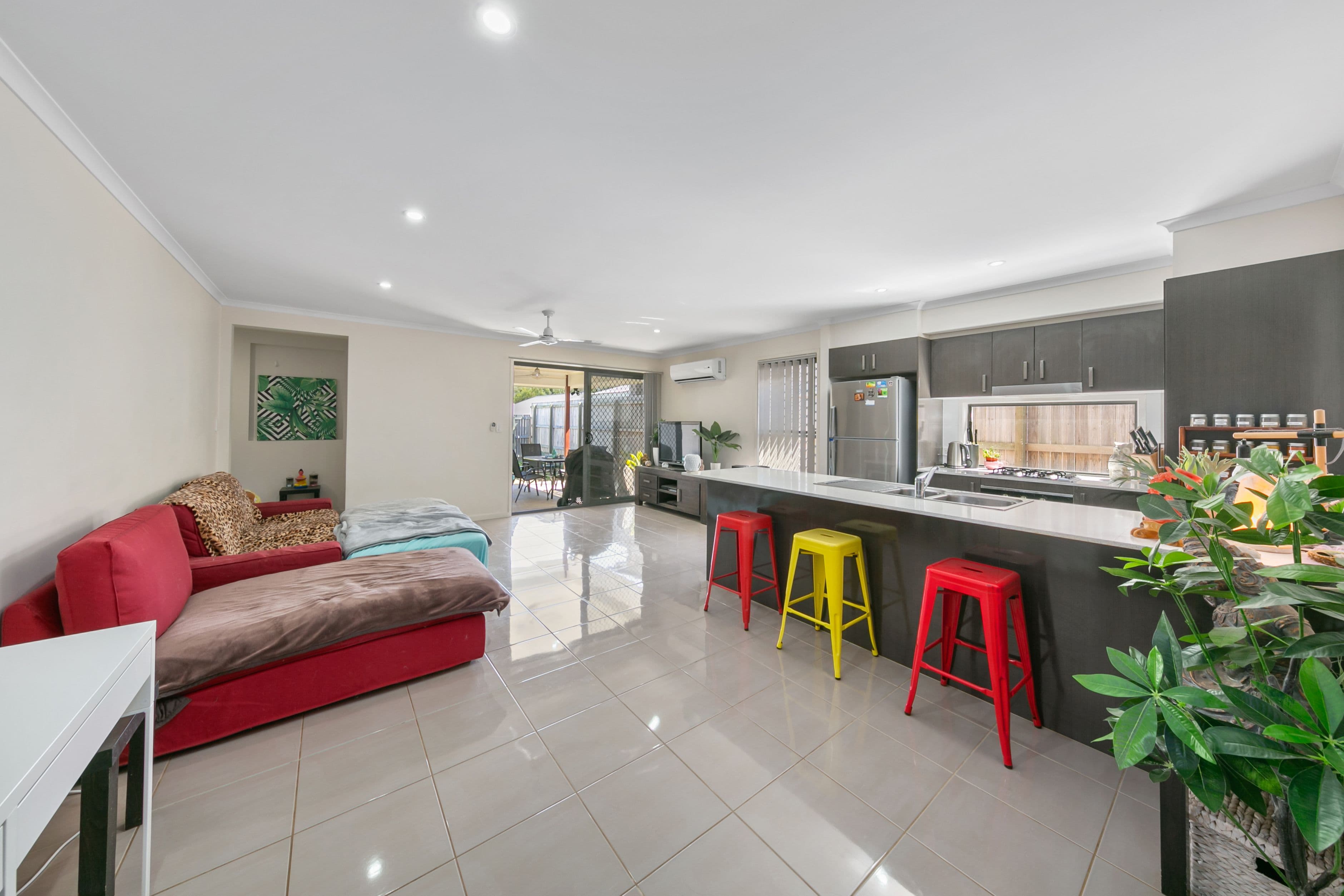 24 Cavern Boulevard, Clyde North - Thumbnail 5