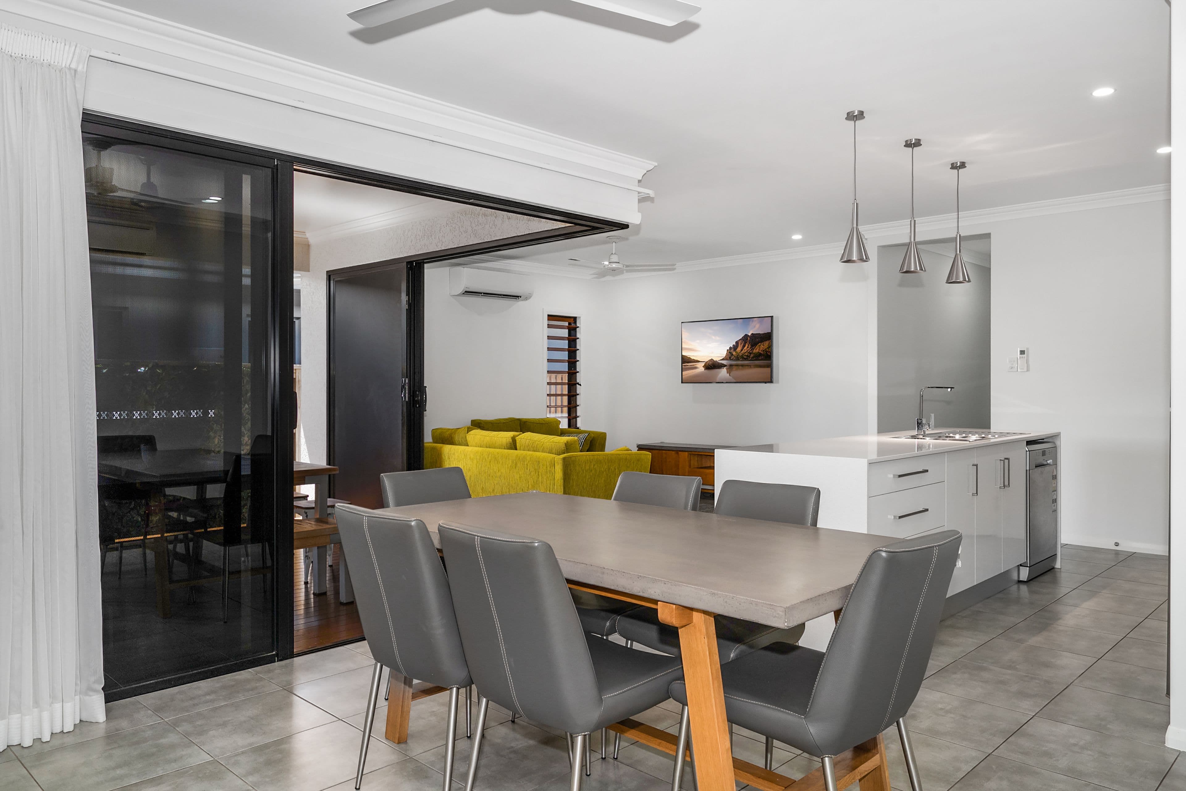 5 Dorney Street, Oonoonba QLD 4811, Oonoonba - Thumbnail 4