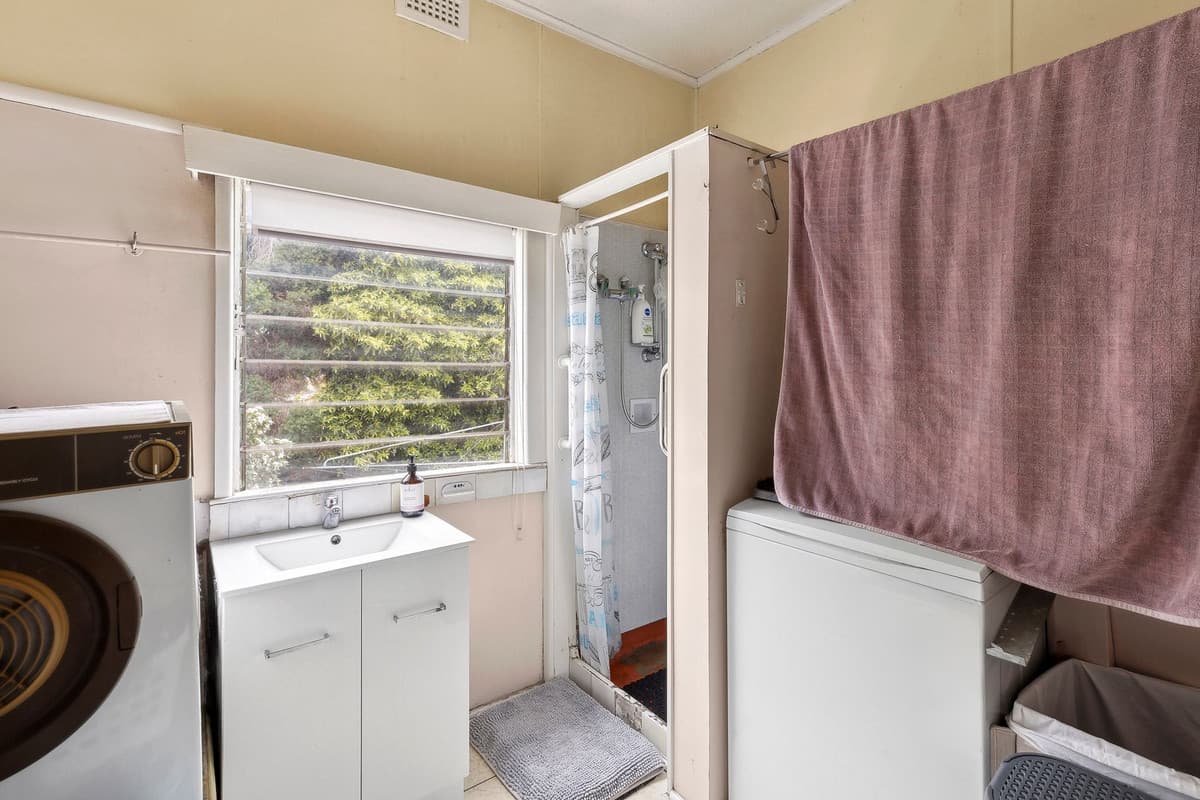 17 South Valley Road, Highton VIC 3216, Highton - Thumbnail 5