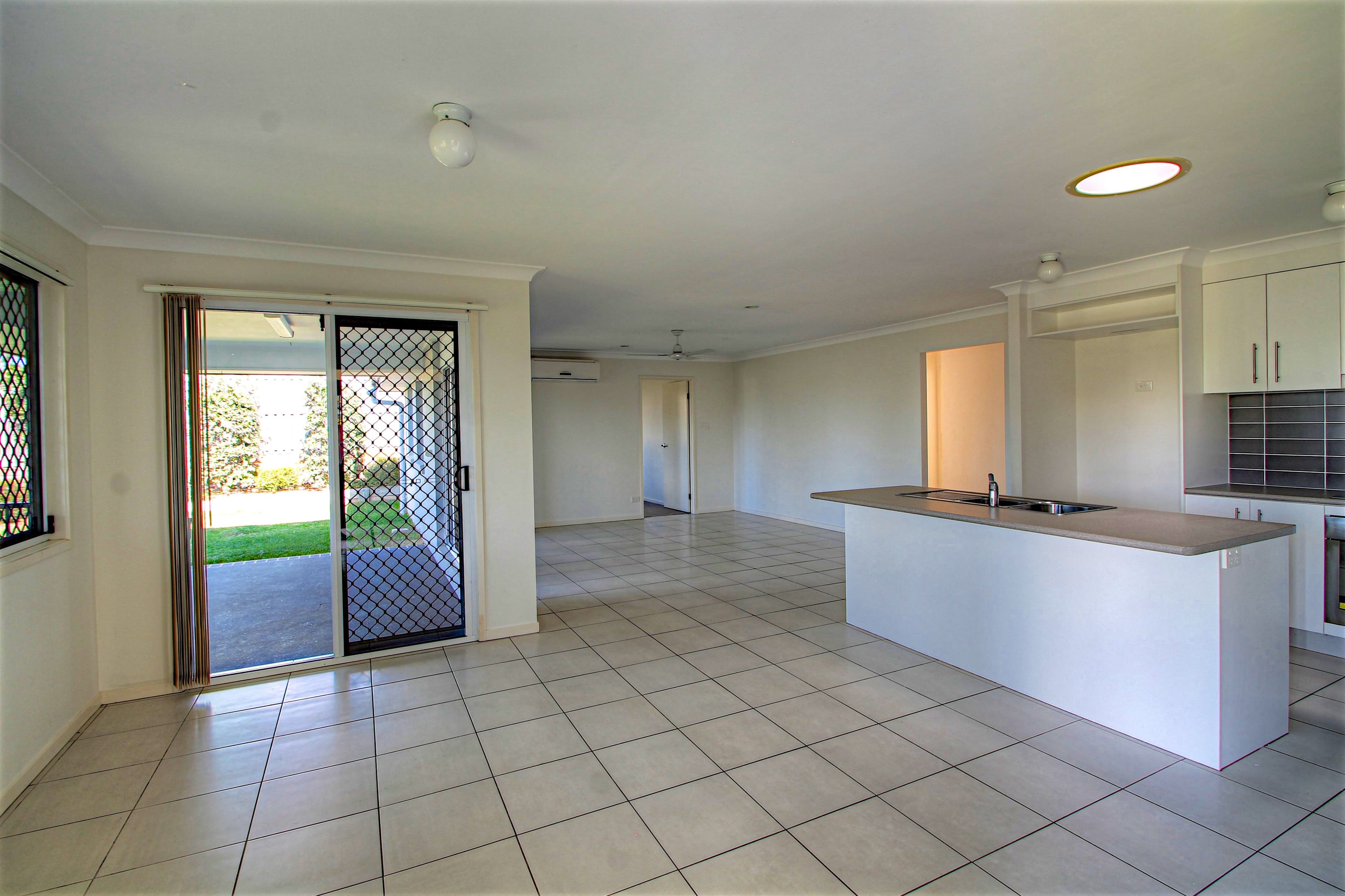 10 Burns Circuit, Augustine Heights QLD 4300, Augustine Heights - Thumbnail 3