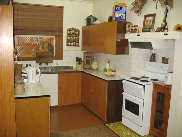 15 Coral Street, LOXTON SA 5333, Loxton - Thumbnail 4