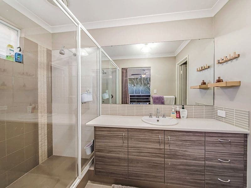 42 Parkfarm Drive, South Guildford WA 6055, South Guildford - Thumbnail 8