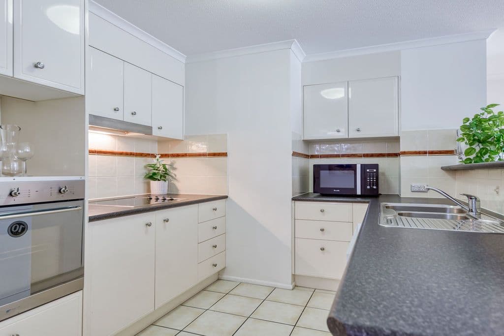 98 Alexandra Parade, Alexandra Headland QLD 4572, Alexandra Headland - Thumbnail 3
