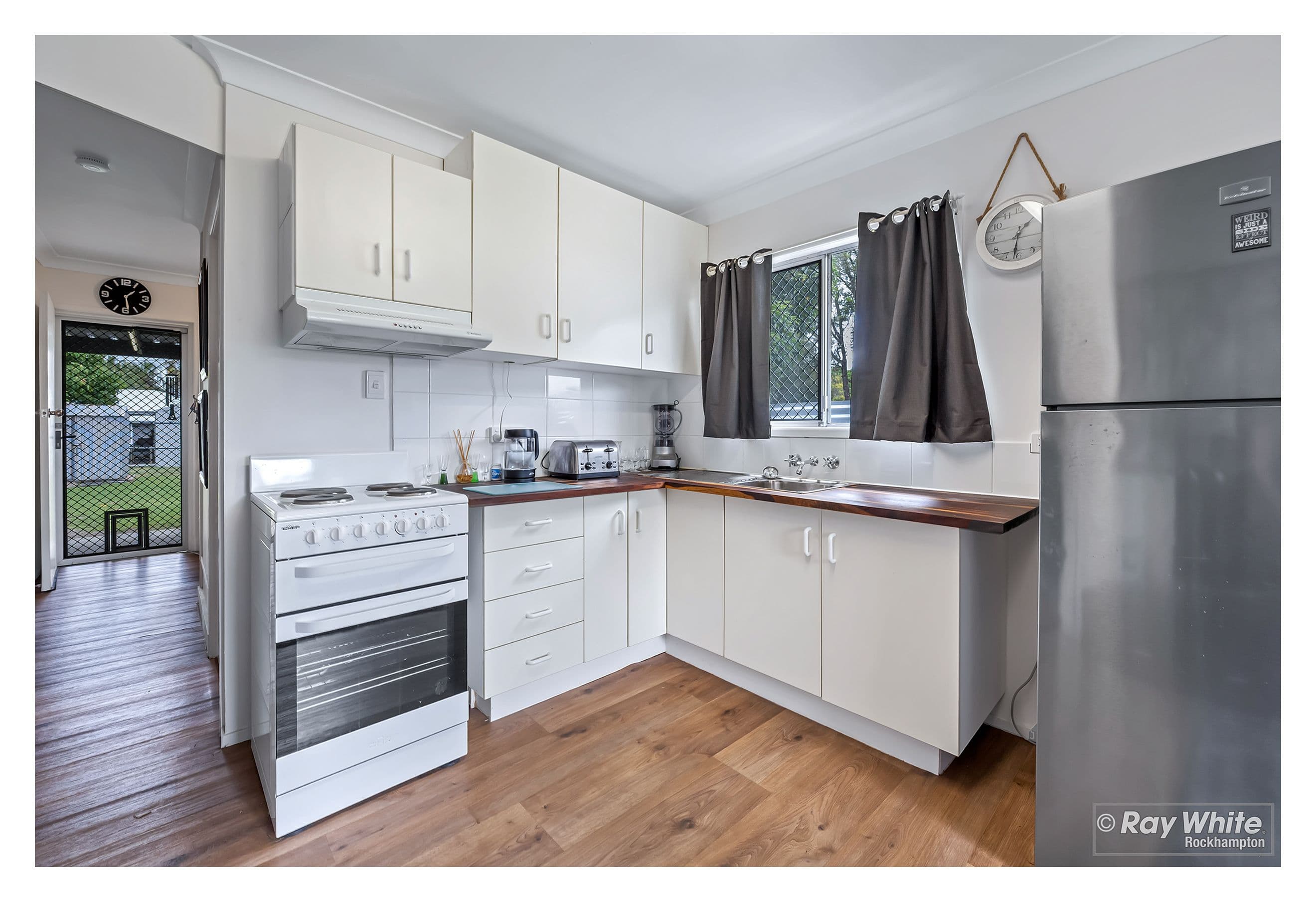 13 Buckle Street, Park Avenue QLD 4701, Park Avenue - Thumbnail 2