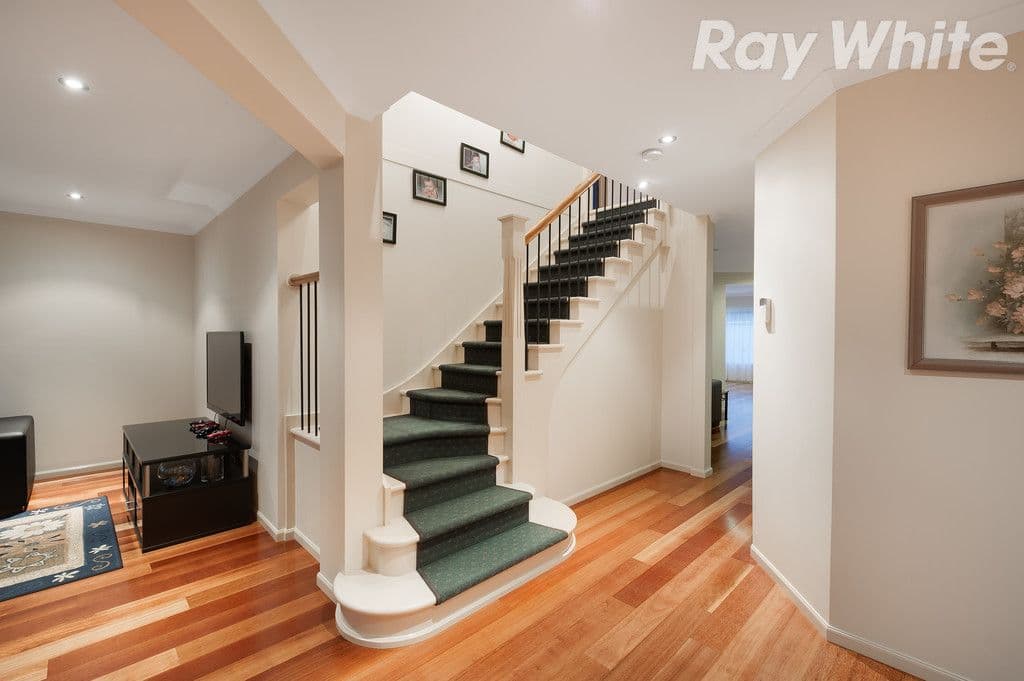 23 Bramble Crescent, Bundoora VIC 3083, Bundoora - Thumbnail 2