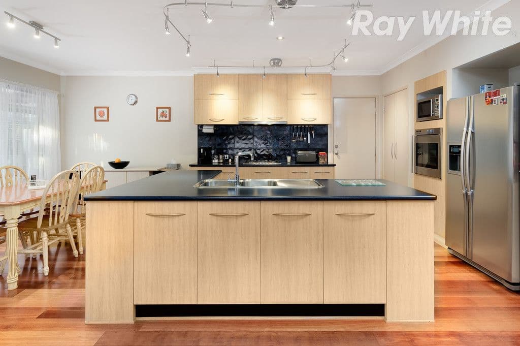 23 Bramble Crescent, Bundoora VIC 3083, Bundoora - Thumbnail 4