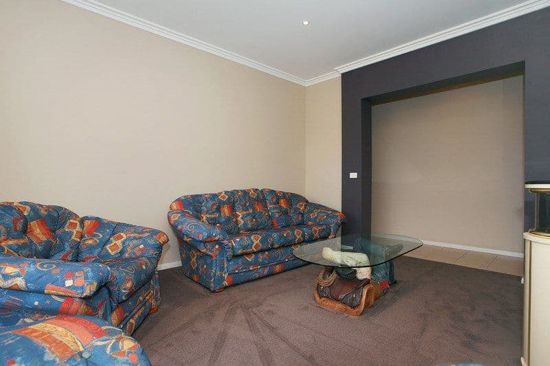 12 Firestone Green, CRANBOURNE VIC 3977, Cranbourne - Thumbnail 4