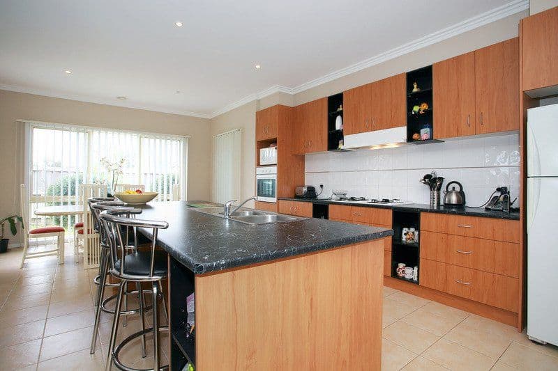 12 Firestone Green, CRANBOURNE VIC 3977, Cranbourne - Thumbnail 5