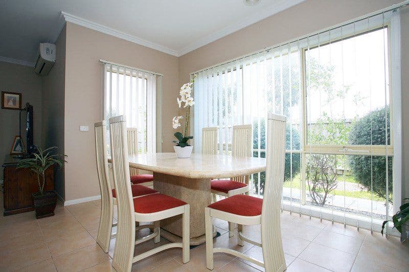 12 Firestone Green, CRANBOURNE VIC 3977, Cranbourne - Thumbnail 8