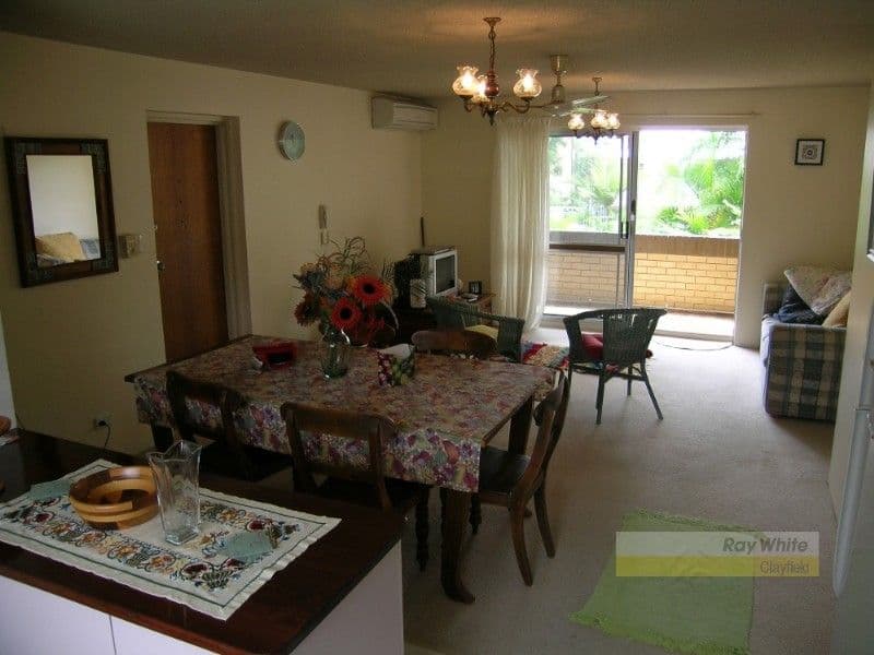 24 Stopford Street, WOOLOOWIN QLD 4030, Wooloowin - Thumbnail 2