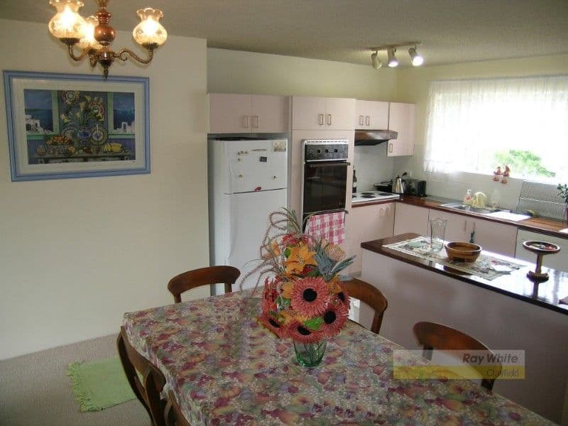24 Stopford Street, WOOLOOWIN QLD 4030, Wooloowin - Thumbnail 3