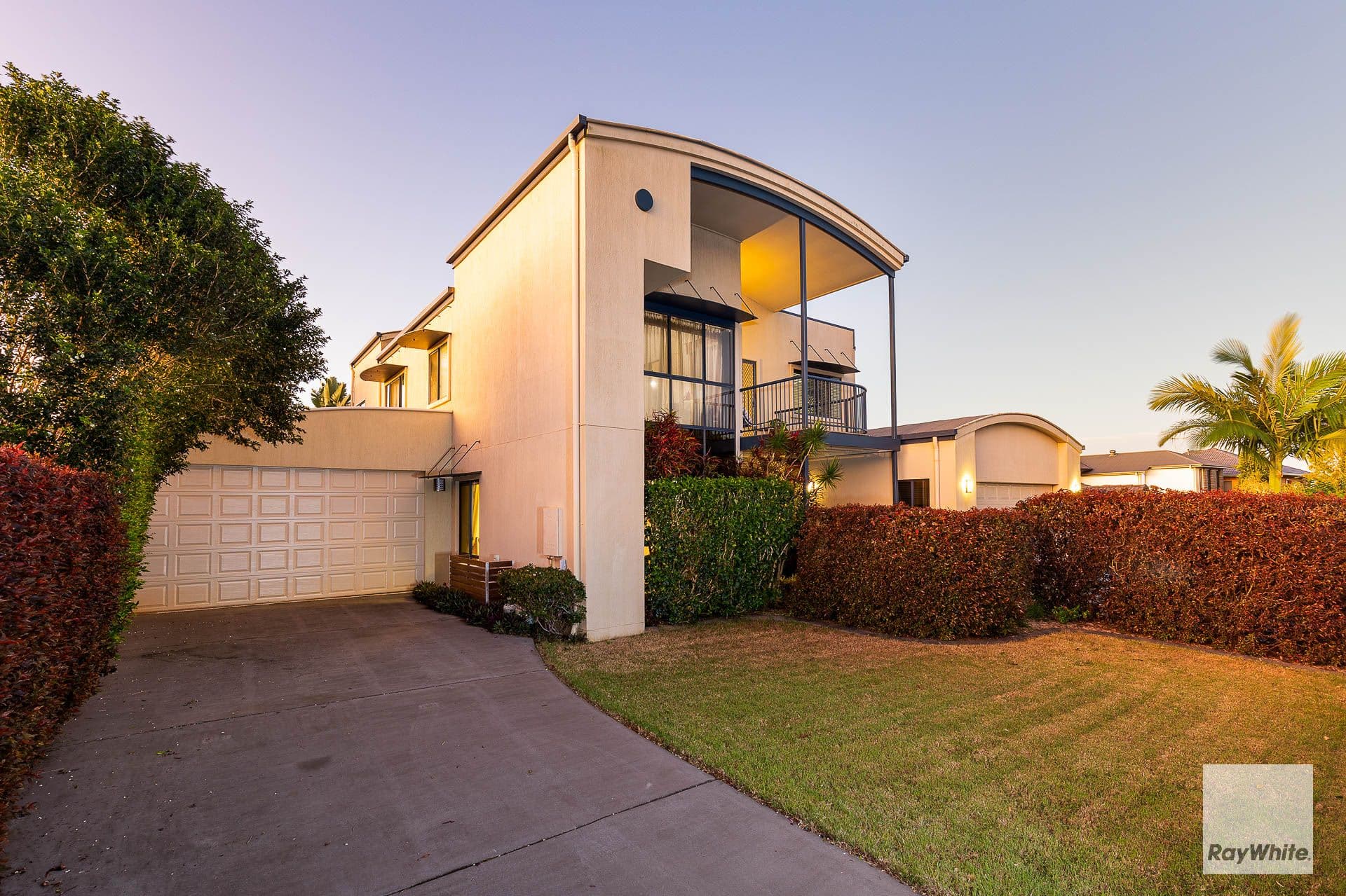 7 Bedarra Street, Redland Bay QLD 4165, Redland Bay - Thumbnail 2