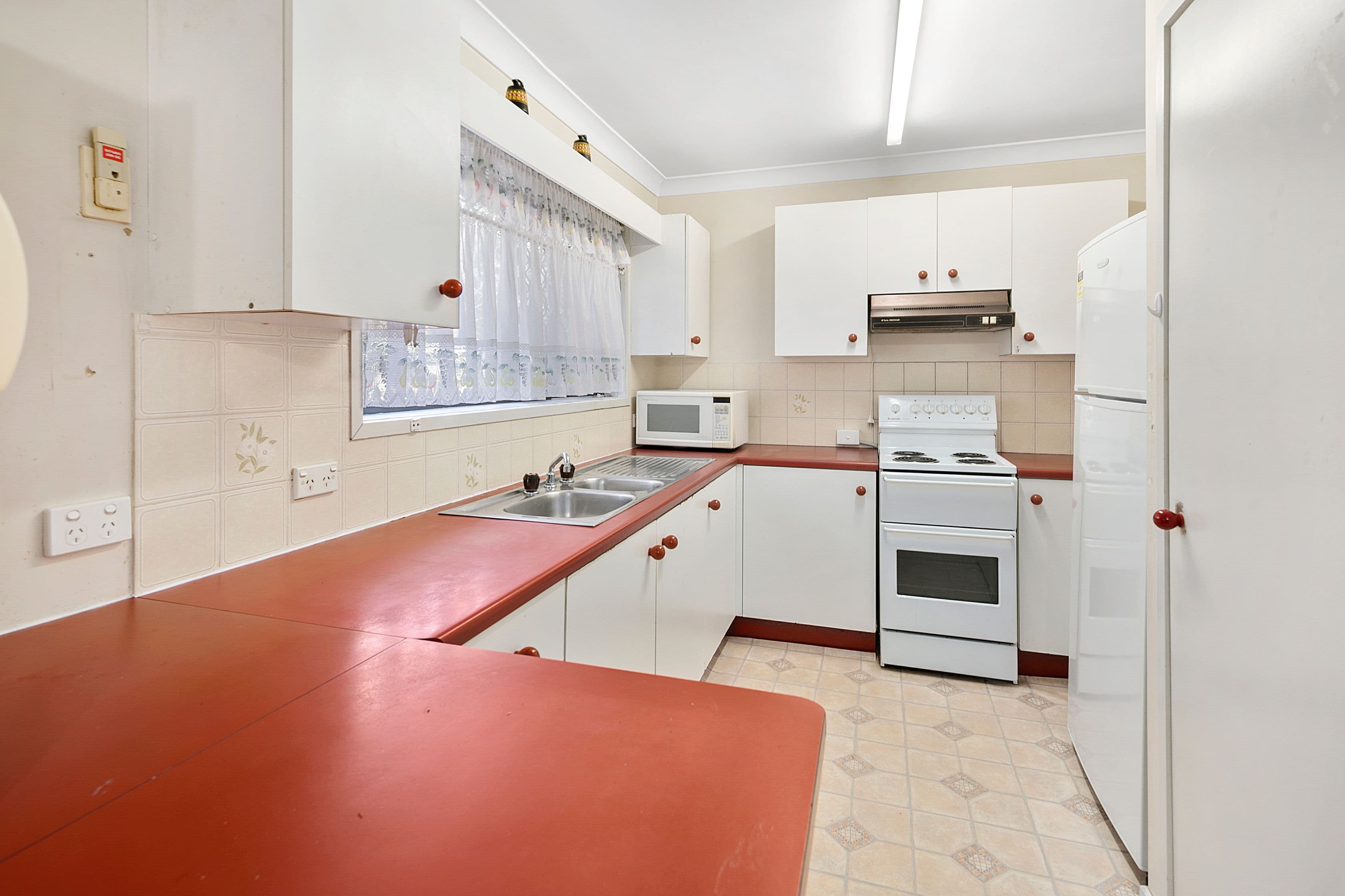 64 Newdegate Street, Greenslopes QLD 4120, Greenslopes - Thumbnail 3