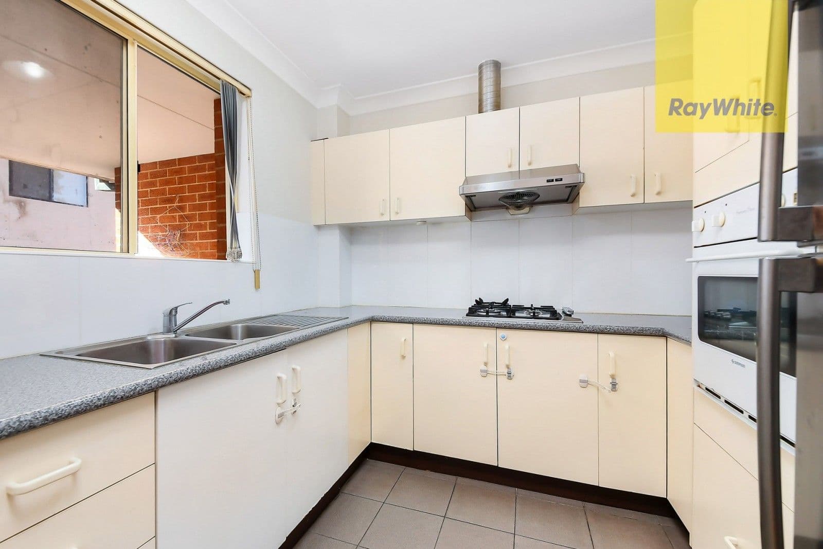 35 Tobin Crescent, Epsom - Thumbnail 4