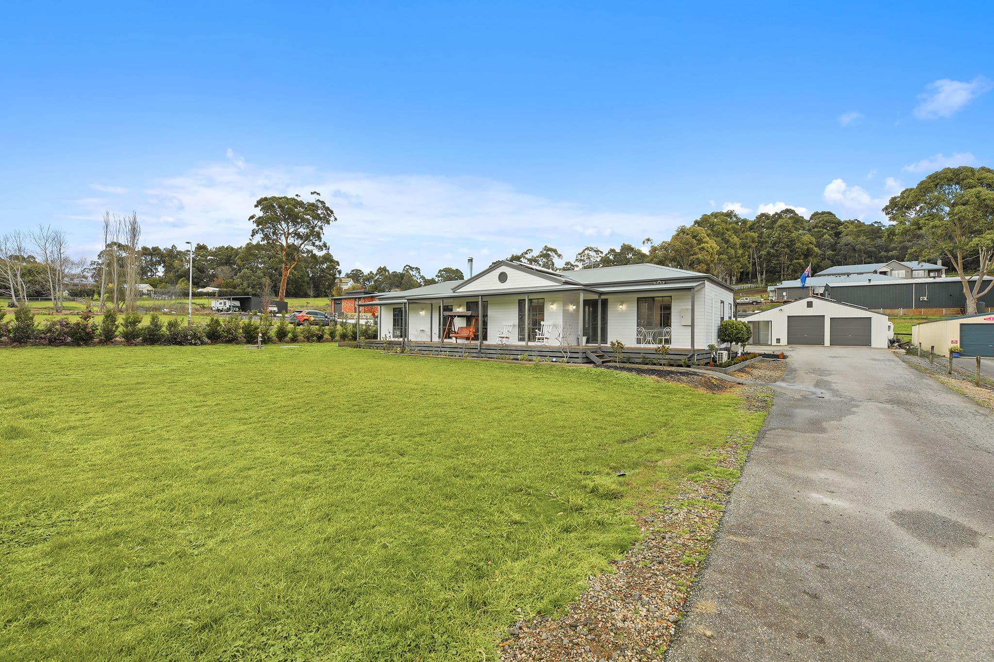 14 Clancy Court, Drouin VIC 3818, Drouin - Thumbnail 2