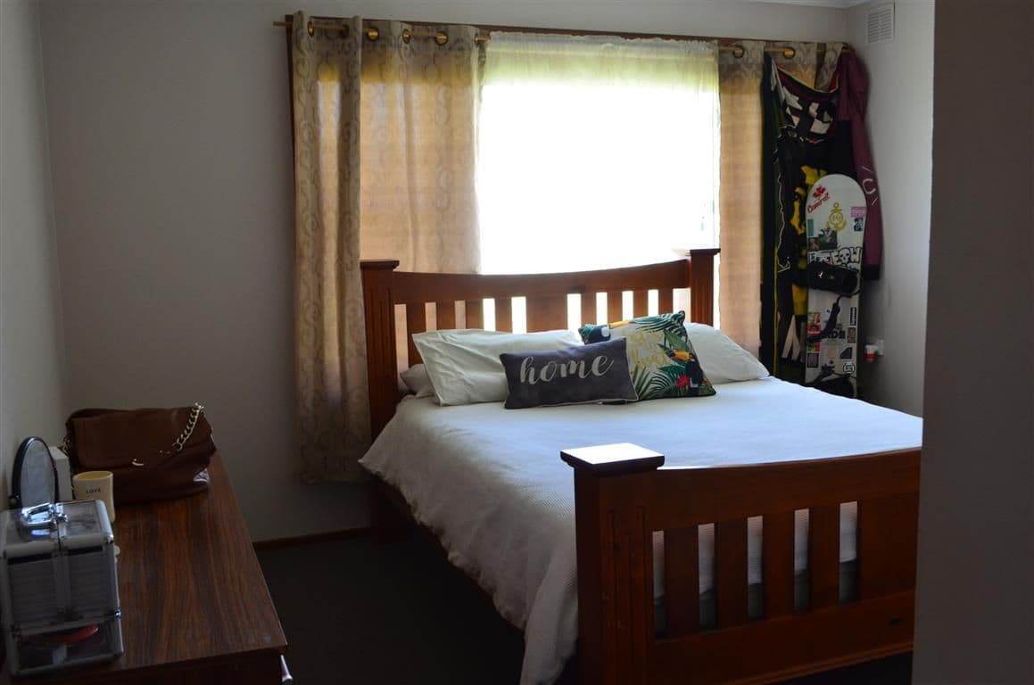 24 Broughton Street, Tumut - Thumbnail 5