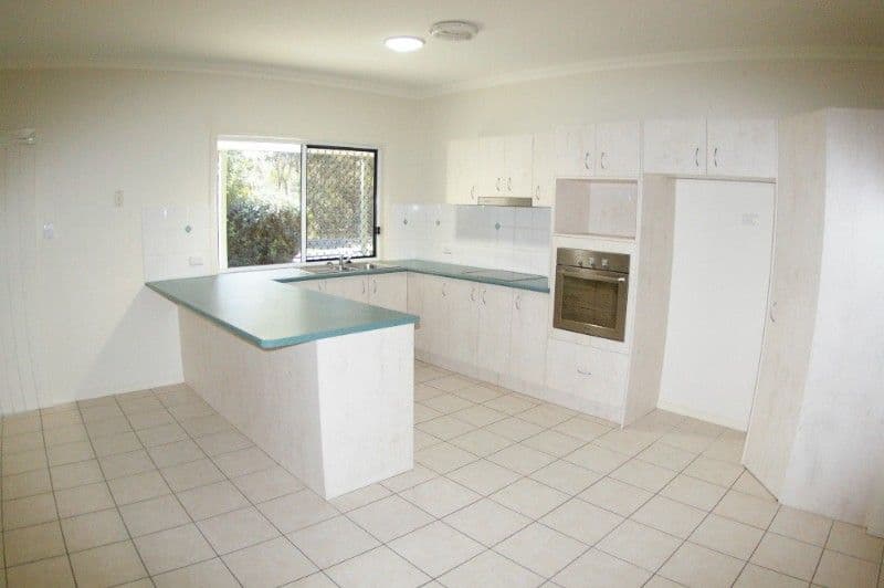 137 North Ridge Circuit, DECEPTION BAY QLD 4508, Deception Bay - Thumbnail 3