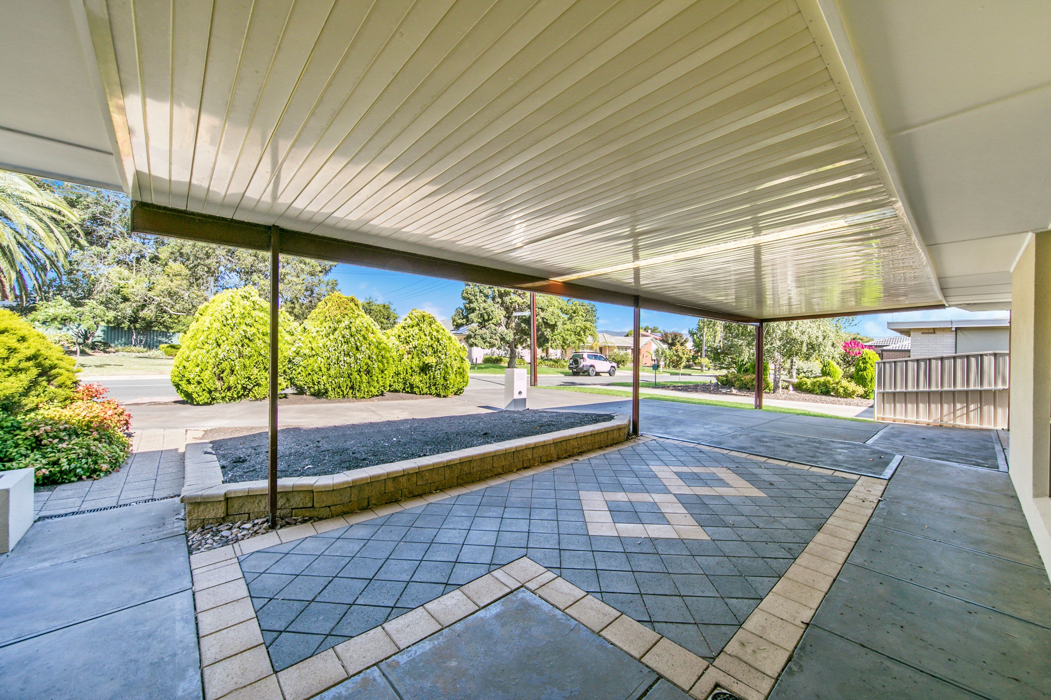 18 Doncaster Avenue, Valley View SA 5093, Valley View - Thumbnail 2
