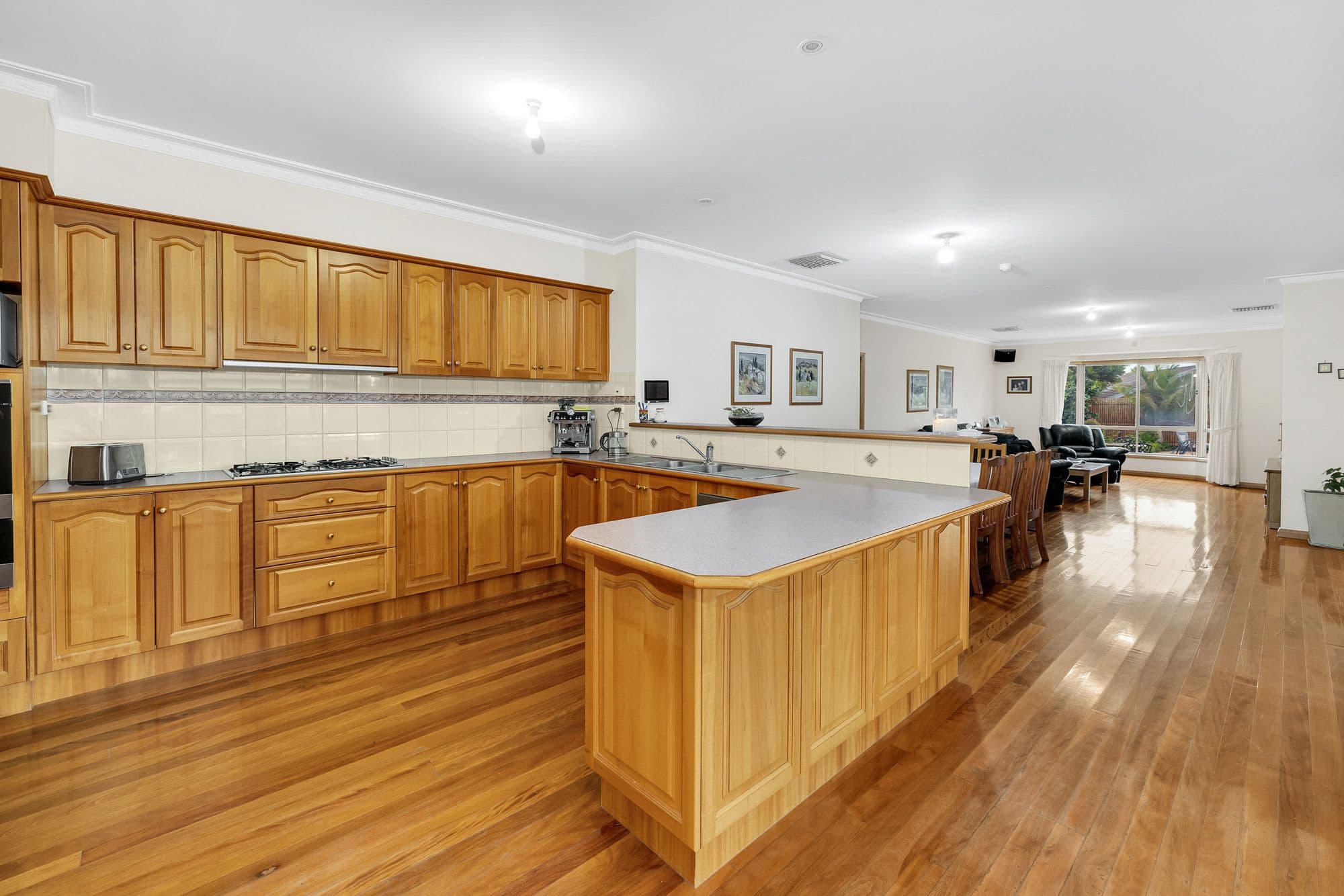 98 Sycamore Street, Hoppers Crossing VIC 3029, Hoppers Crossing - Thumbnail 2