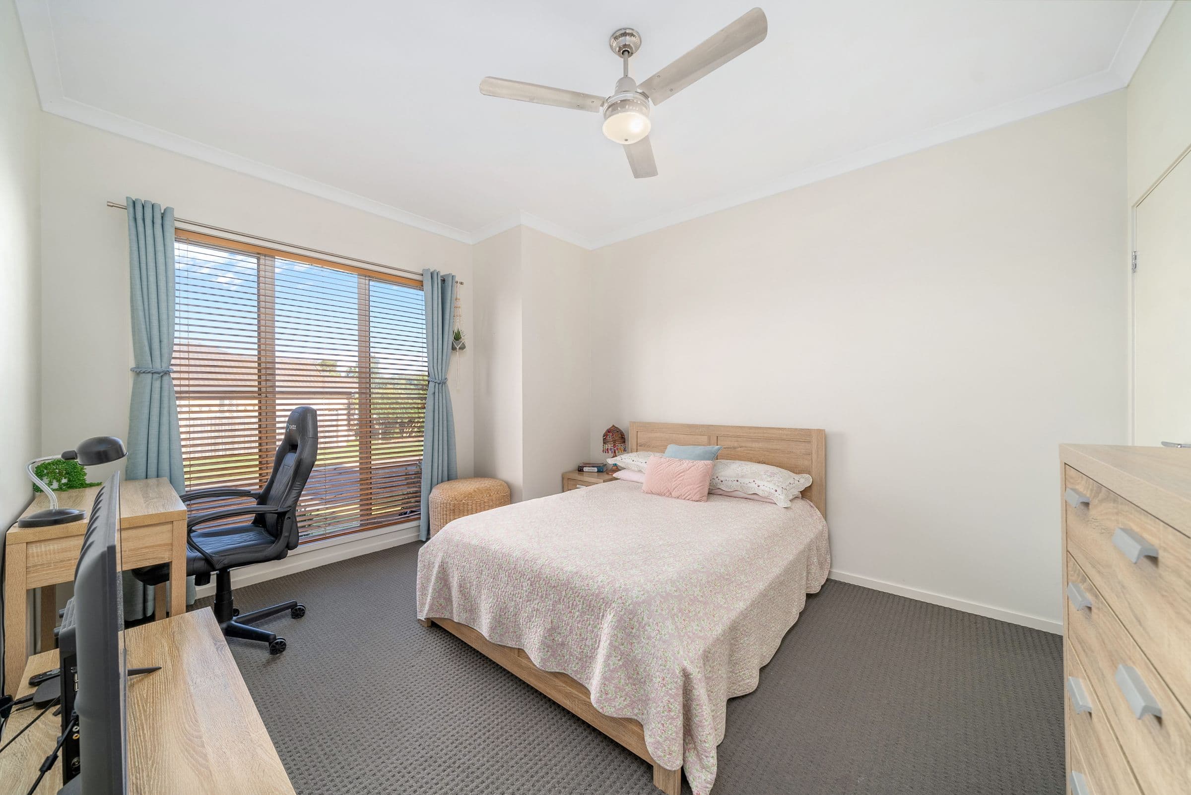 6 Eureka Street, North Lakes QLD 4509, North Lakes - Thumbnail 3