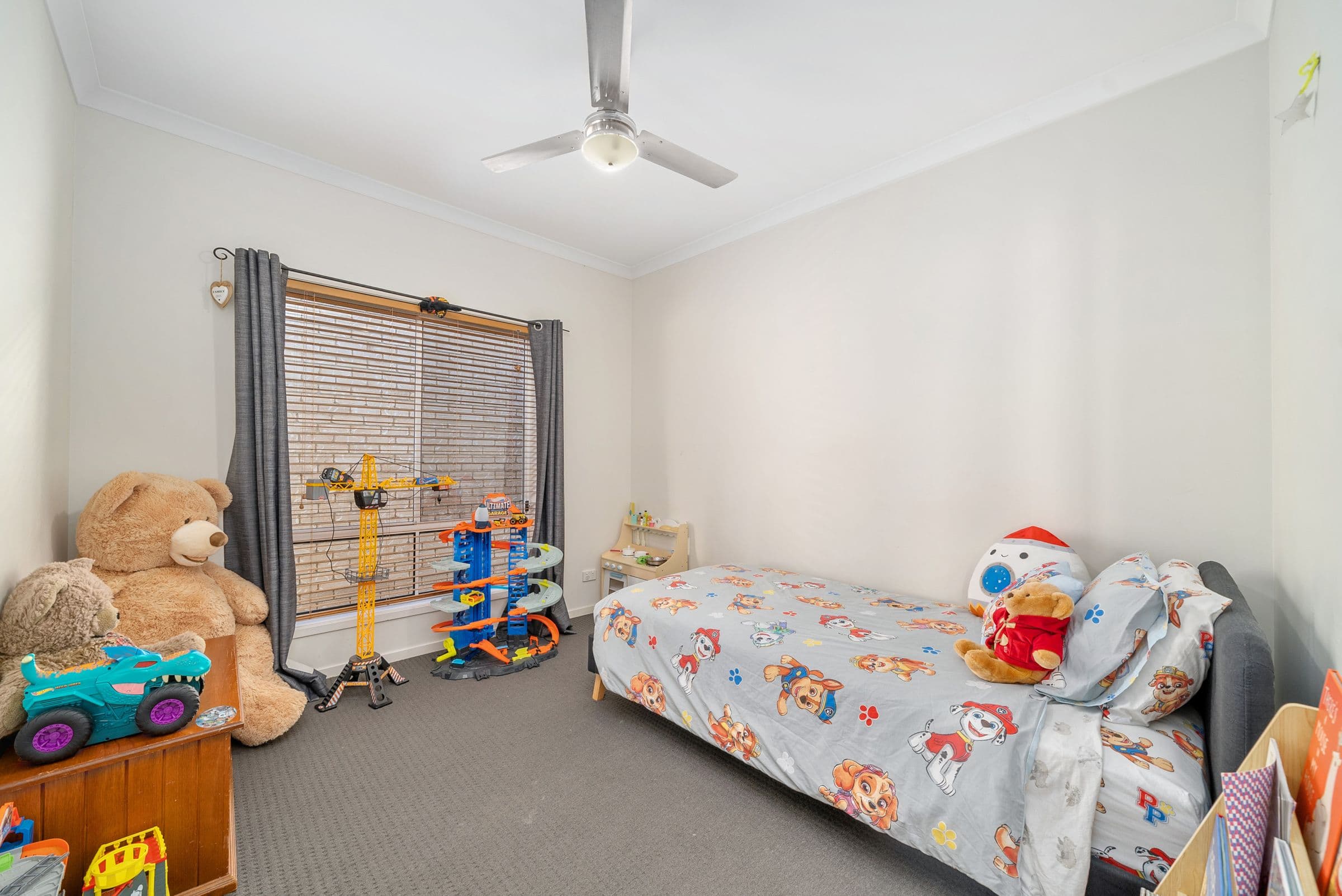 6 Eureka Street, North Lakes QLD 4509, North Lakes - Thumbnail 4