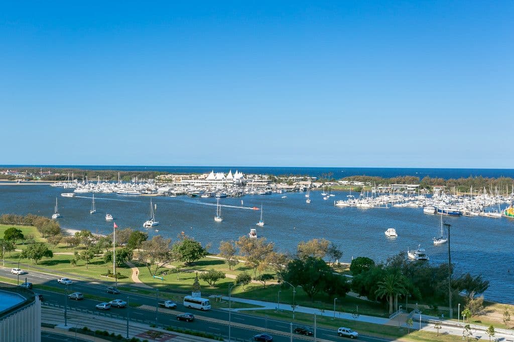 4 Como Crescent, Southport QLD 4215, Southport - Thumbnail 2
