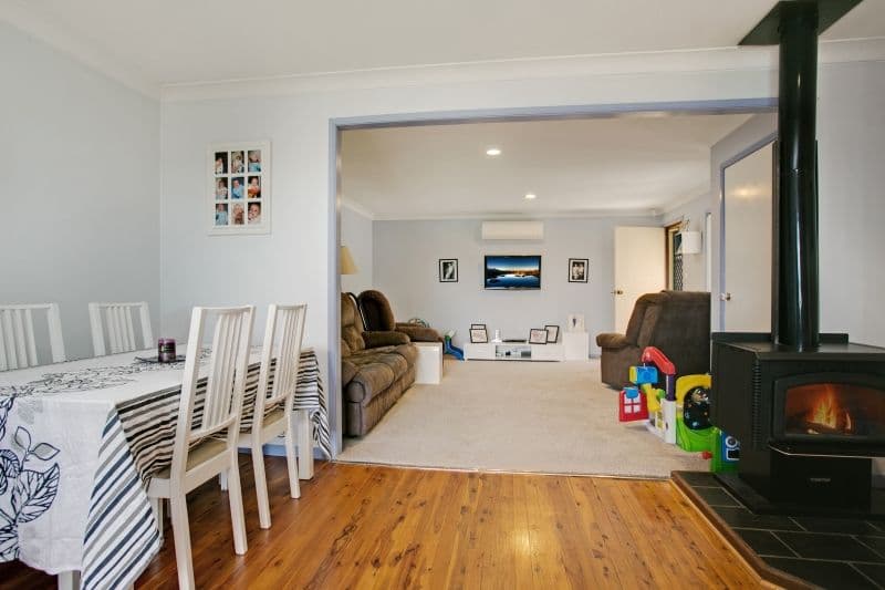 10 Wolstenholme Street, RUTHERFORD NSW 2320, Rutherford - Thumbnail 2