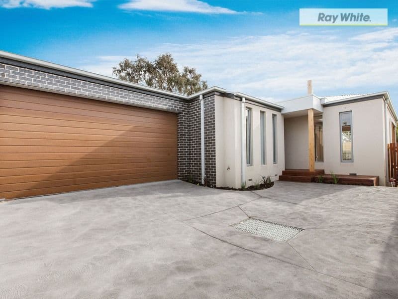 24A Moorfield Avenue, Rosebud VIC 3939, Rosebud - Image 1