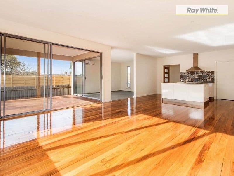 24A Moorfield Avenue, Rosebud VIC 3939, Rosebud - Thumbnail 3