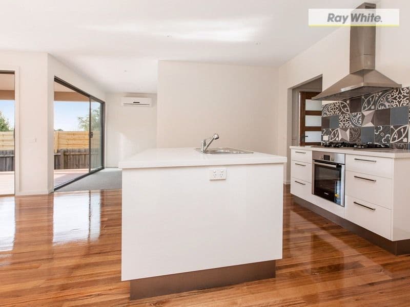 24A Moorfield Avenue, Rosebud VIC 3939, Rosebud - Thumbnail 5
